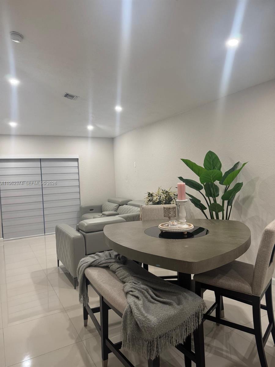 Bonita - Residential