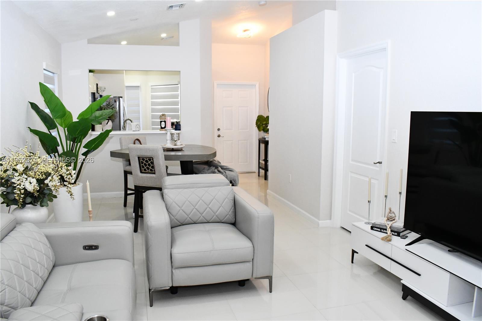 Bonita - Residential