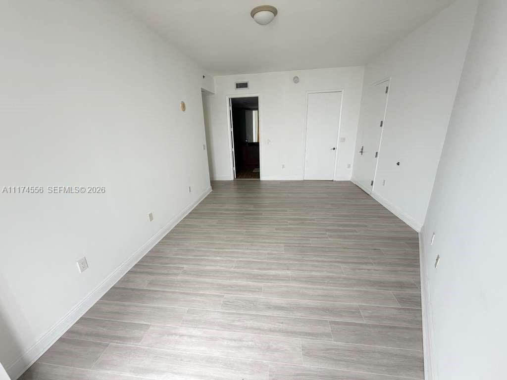 TDR TOWER II CONDO - Residential