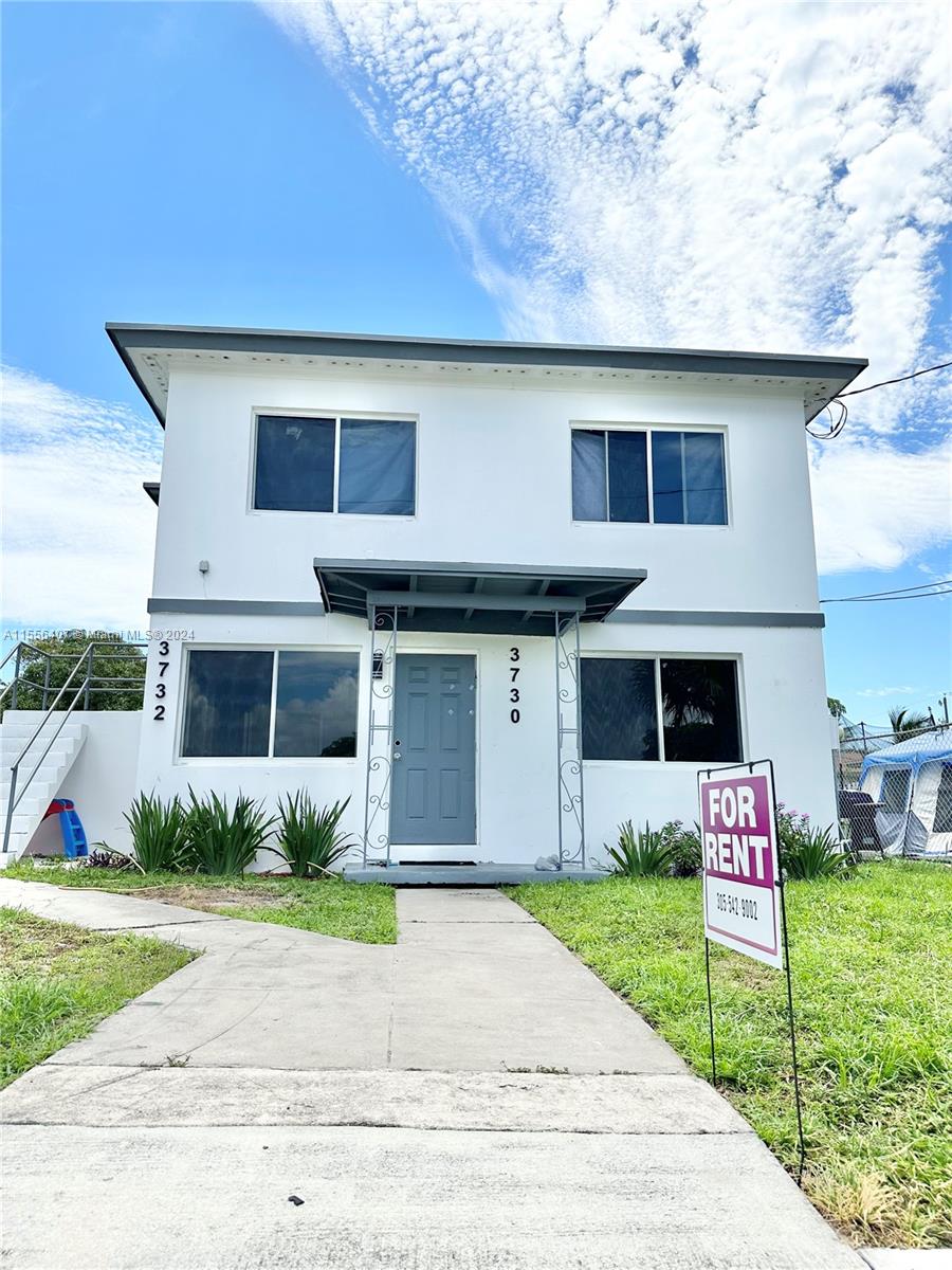 Newly renovated 2 bedroom1 bathroom gem w/ new impact windows for enhanced light &energy efficiency. Spacious backyard for outdoor activities. Upgraded kitchen and bath w/ convenient in unit washer and dryer. Individual minisplit AC units in each room. Rent $2100/m Security deposit $2100.