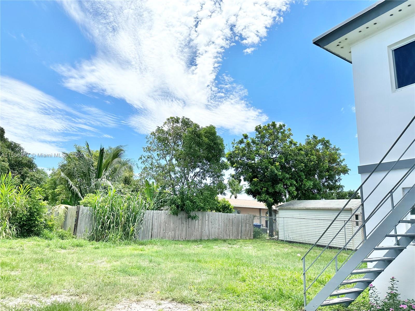 ACREHOME PARK FIRST ADD - Residential Lease