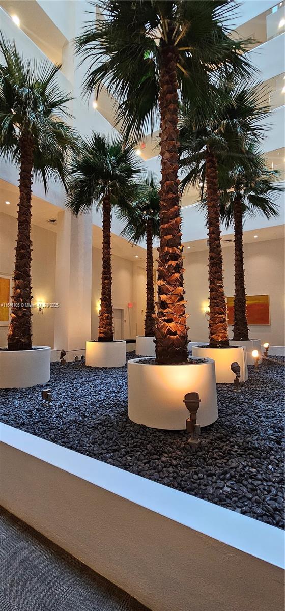 THE ATRIUM AT AVENTURA CO - Residential