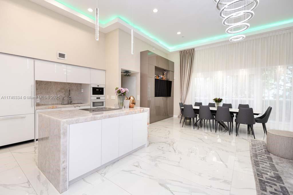 BEACH CLUB THREE CONDO - Residential