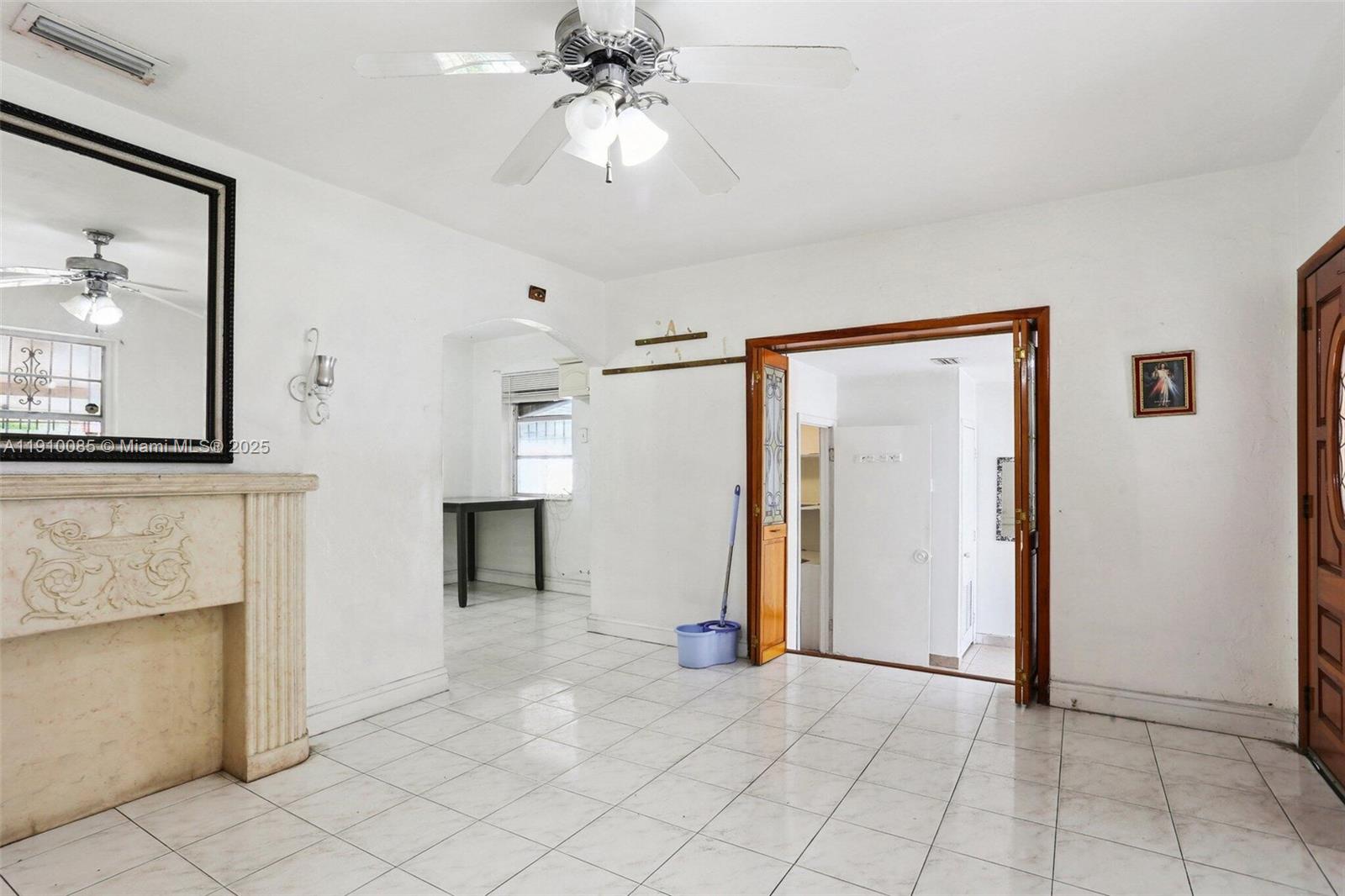 INGLESIDE PARK - Residential