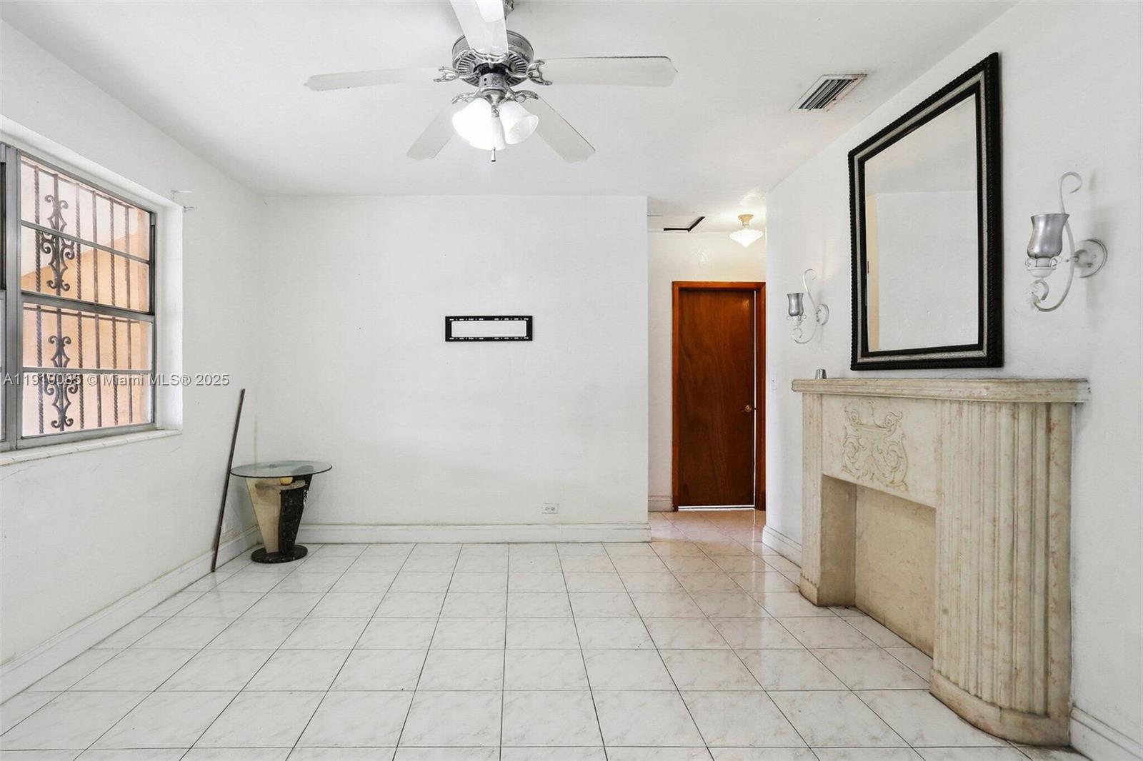 INGLESIDE PARK - Residential