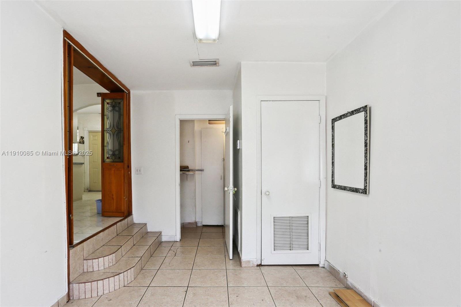 INGLESIDE PARK - Residential