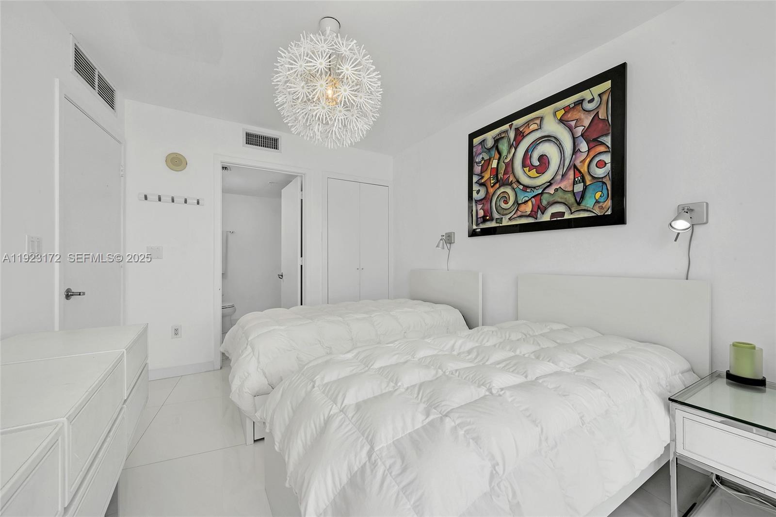 TRUMP ROYALE CONDO - Residential