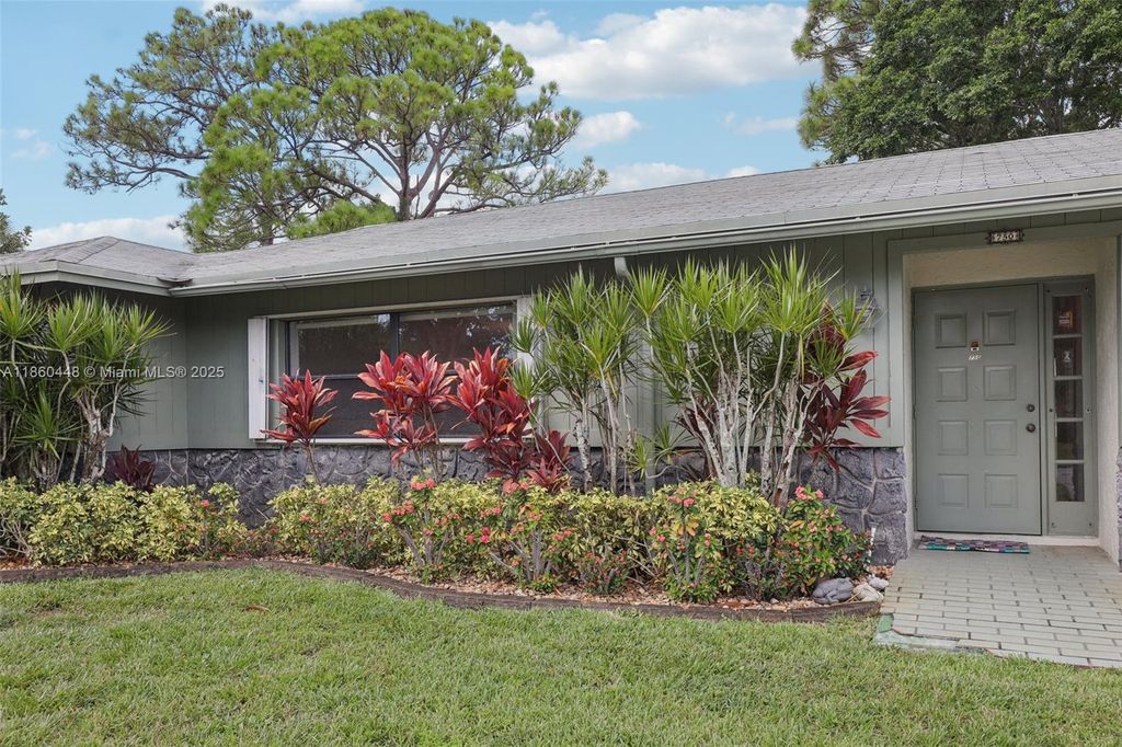 Photo of 750 NW 23rd Ln, Delray Beach, FL 33445 (MLS # A11860448)