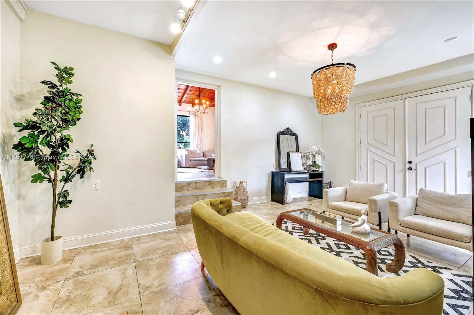 SHORECREST - Residential