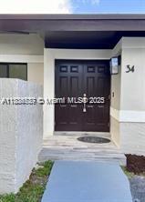 Beautifully renovated 3-bedroom, 2-bathroom corner townhouse in Lakewood Estates at The Hammocks. The 1,370?sq?ft single-story home offers a brand-new kitchen with stainless appliances, washer/dryer, updated baths, and generous walk-in closets. The living area opens to a fenced, wrap-around backyard with a deck and mature avocado tree—perfect for family gatherings and entertaining.
In a top-rated school district and just a 5-minute drive from Target, Publix, Aldi, and Walmart. Enjoy The Hammocks’ amenities: lakeside walking/biking trails, picnic areas, playgrounds, community pools, plus tennis and basketball courts. A superb blend of comfort, convenience, and community.