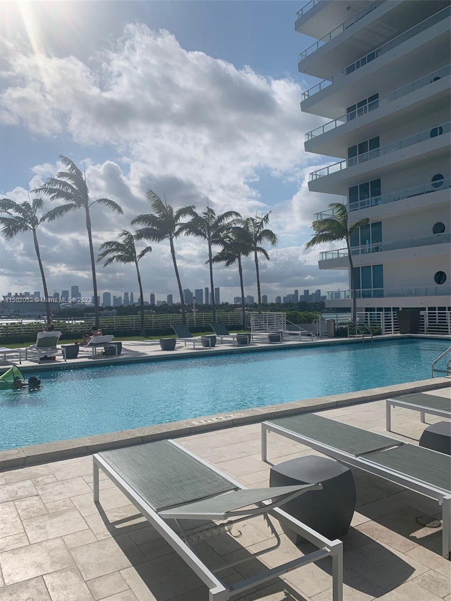 THE BENTLEY BAY CONDO - Residential Lease