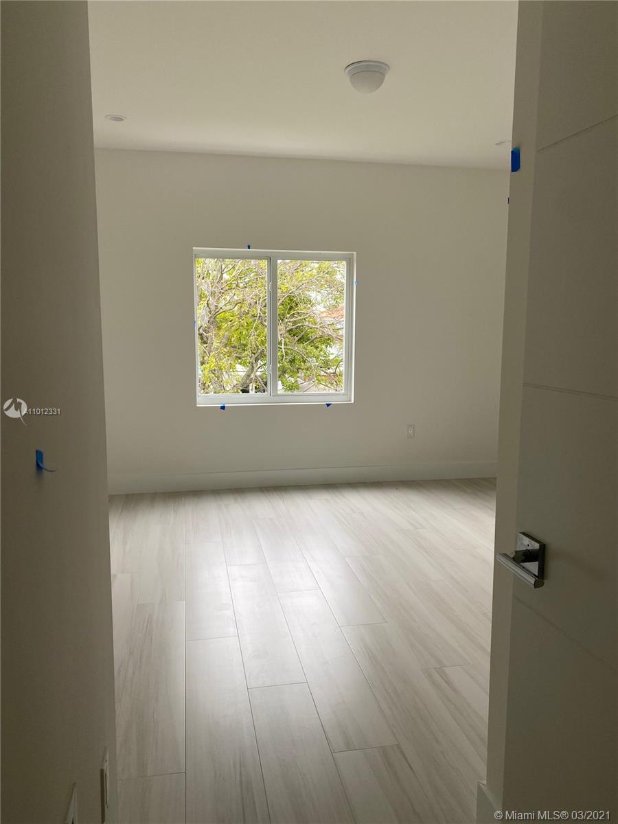 BIRD ROAD HIGHLANDS - Residential