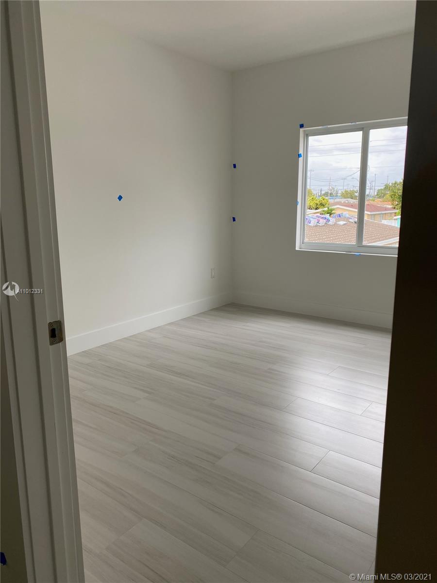 BIRD ROAD HIGHLANDS - Residential