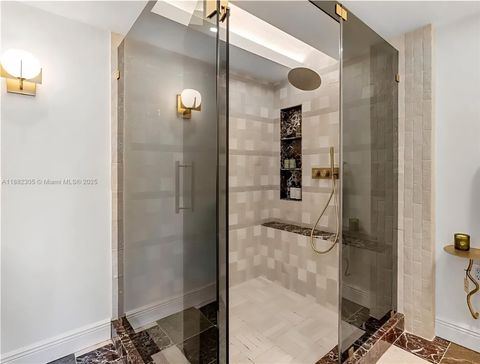 4000 Towerside Ter 1109 Miami FL 33138