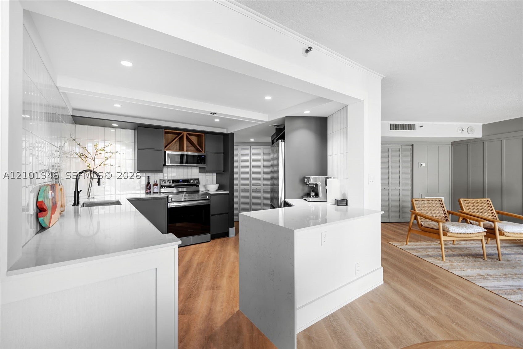 View photos, virtual tours, details... 1361 S Ocean Blvd 805