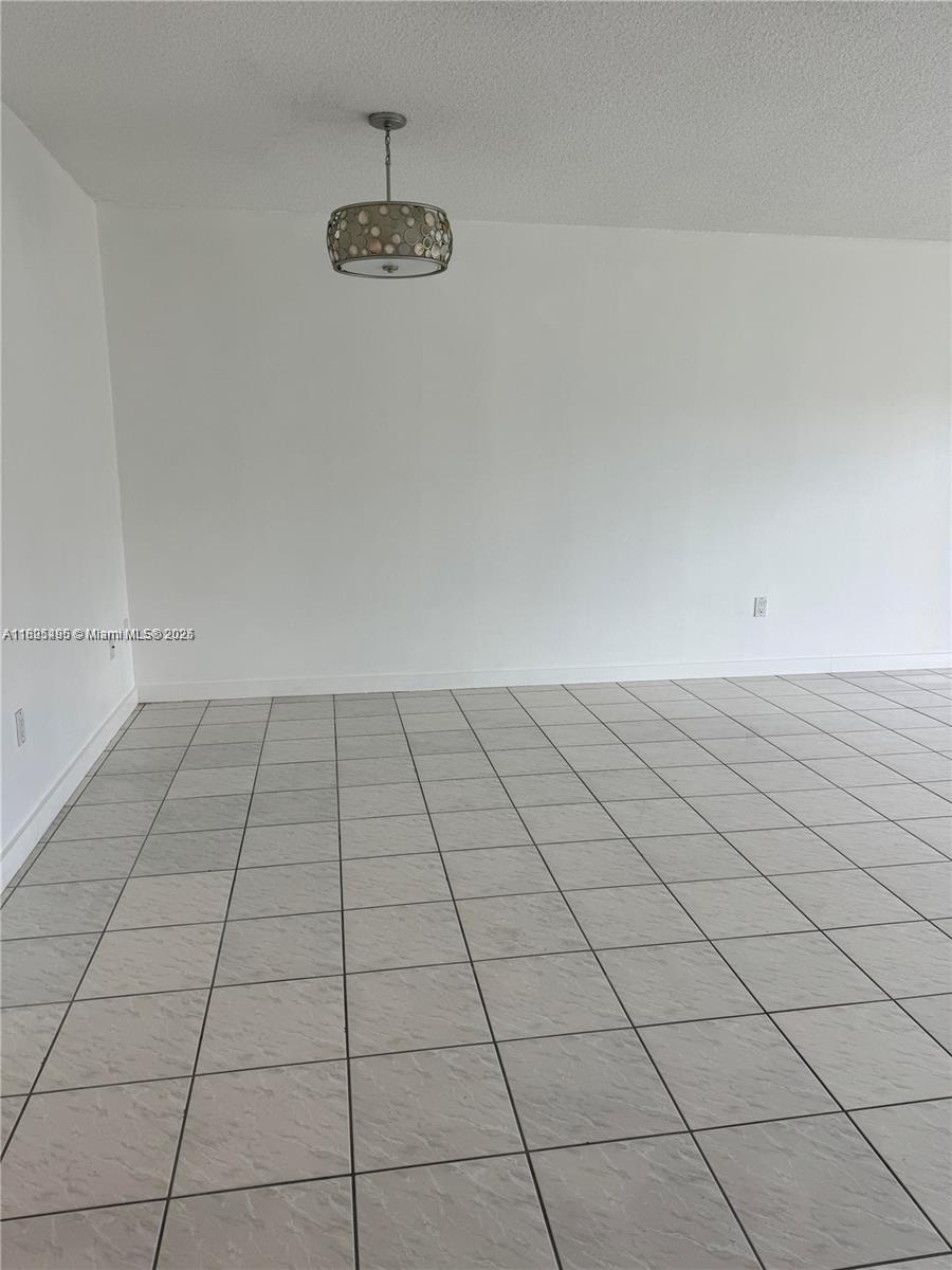 7787 SW 86th St E-106