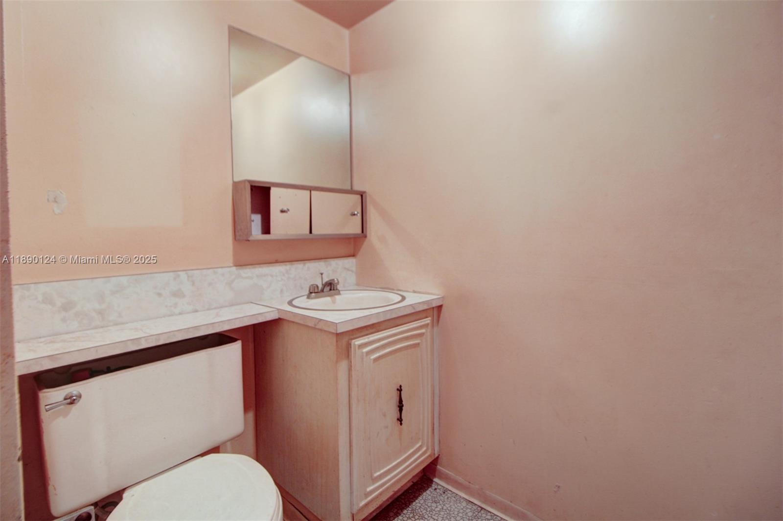 LISETTE CONDO - Residential