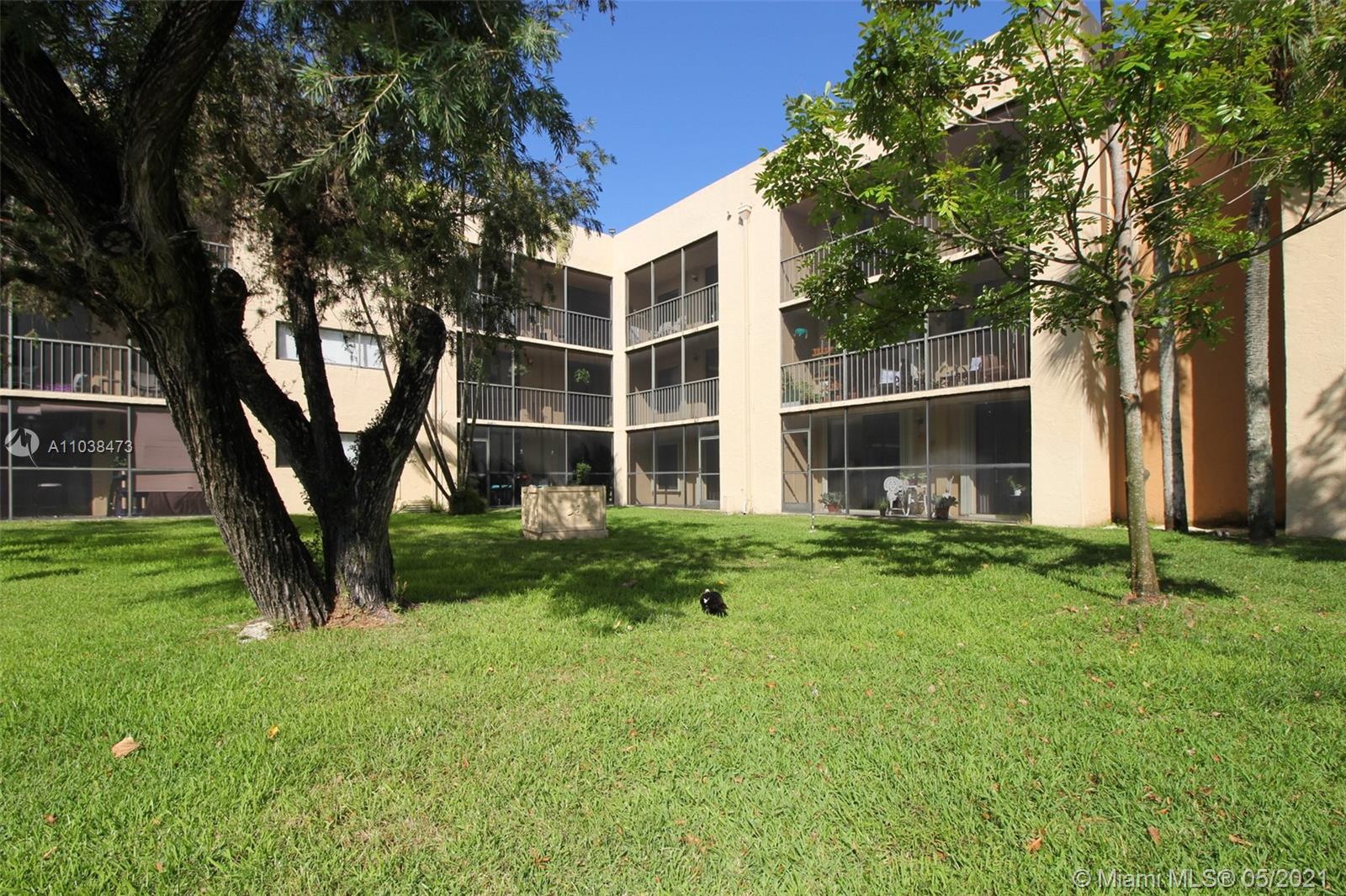 THE HORIZONS CONDO #7 - Residential