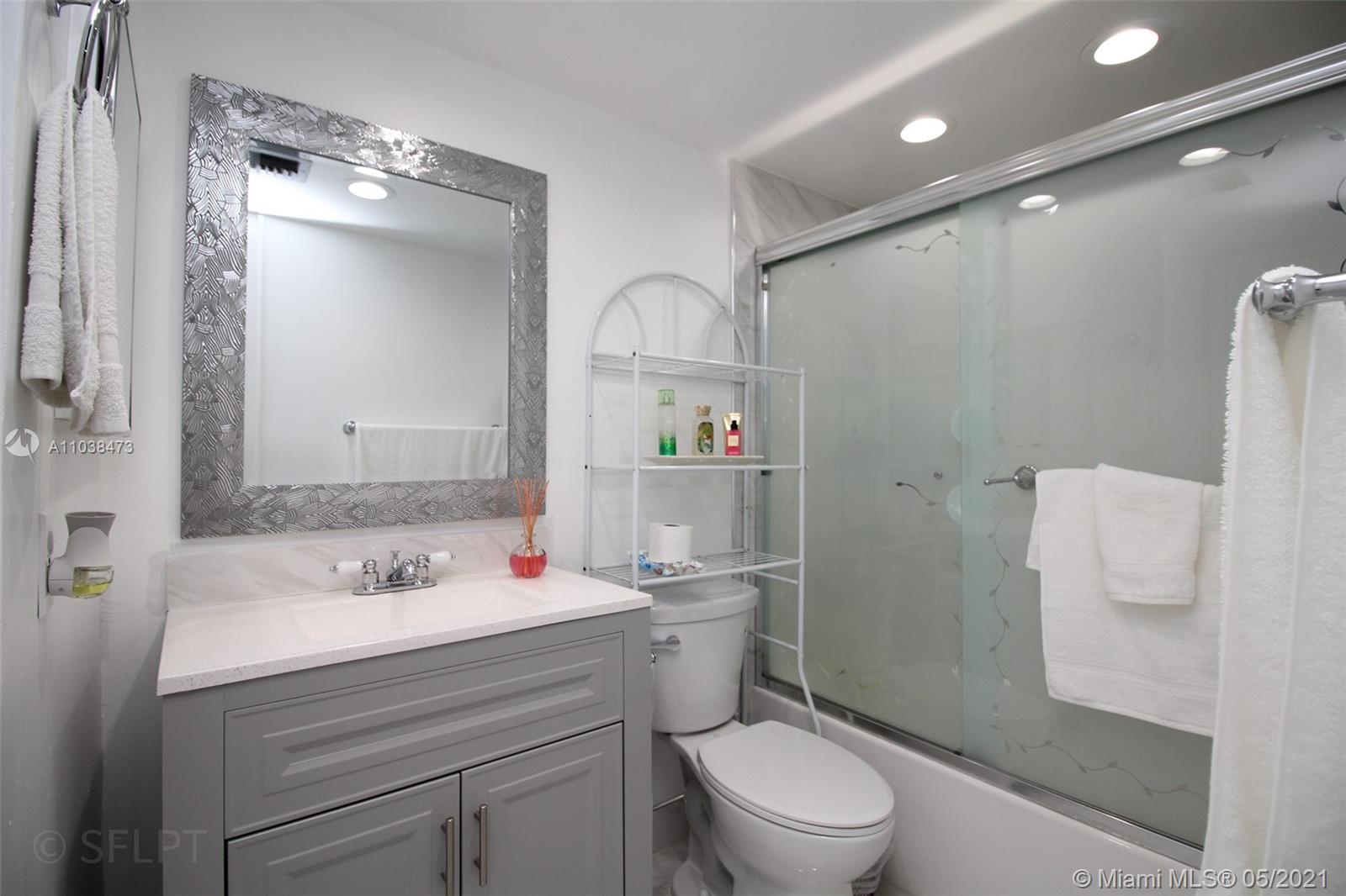 THE HORIZONS CONDO #7 - Residential