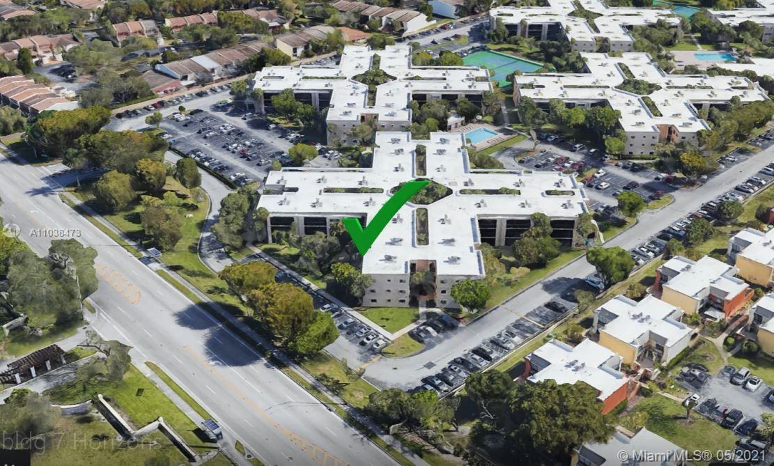 THE HORIZONS CONDO #7 - Residential