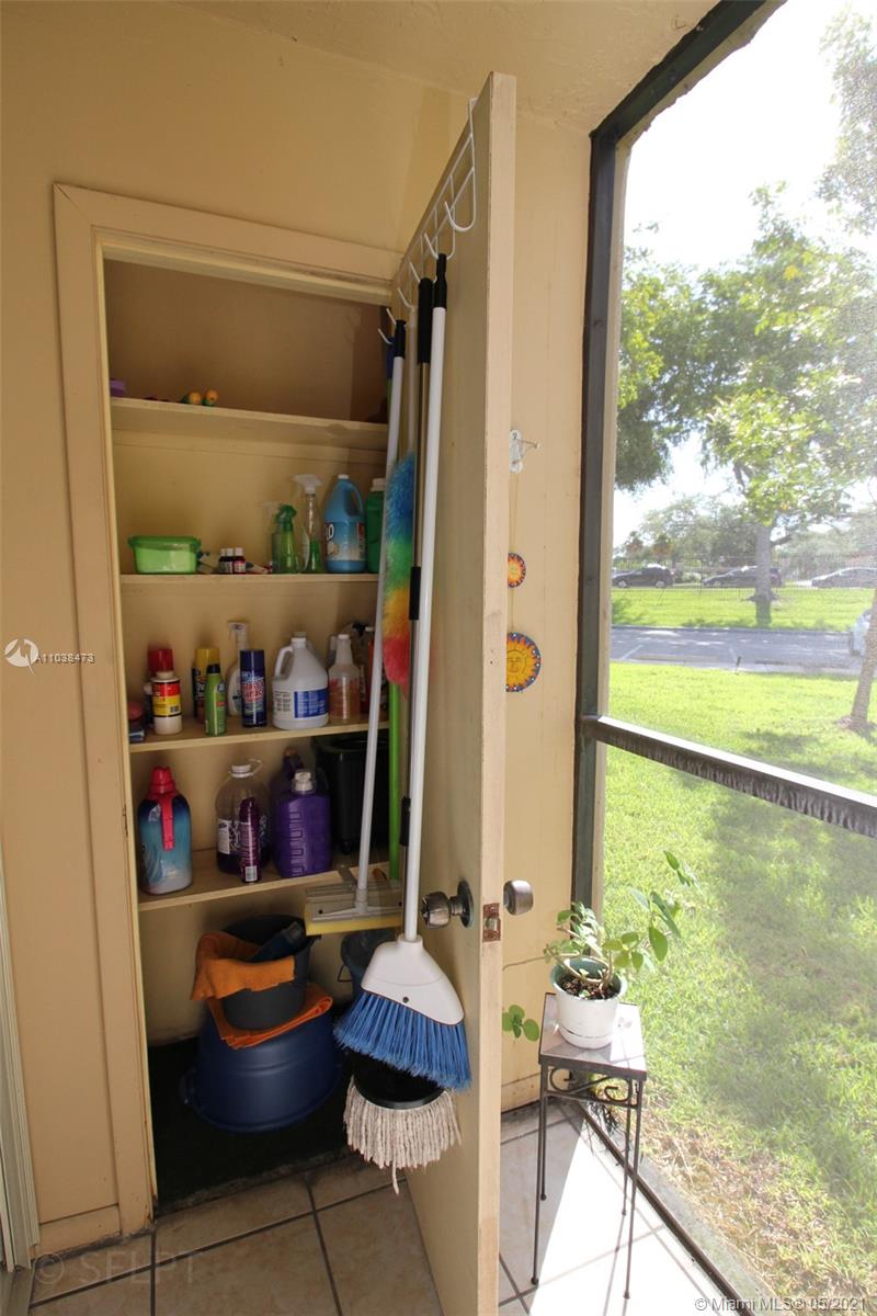 THE HORIZONS CONDO #7 - Residential