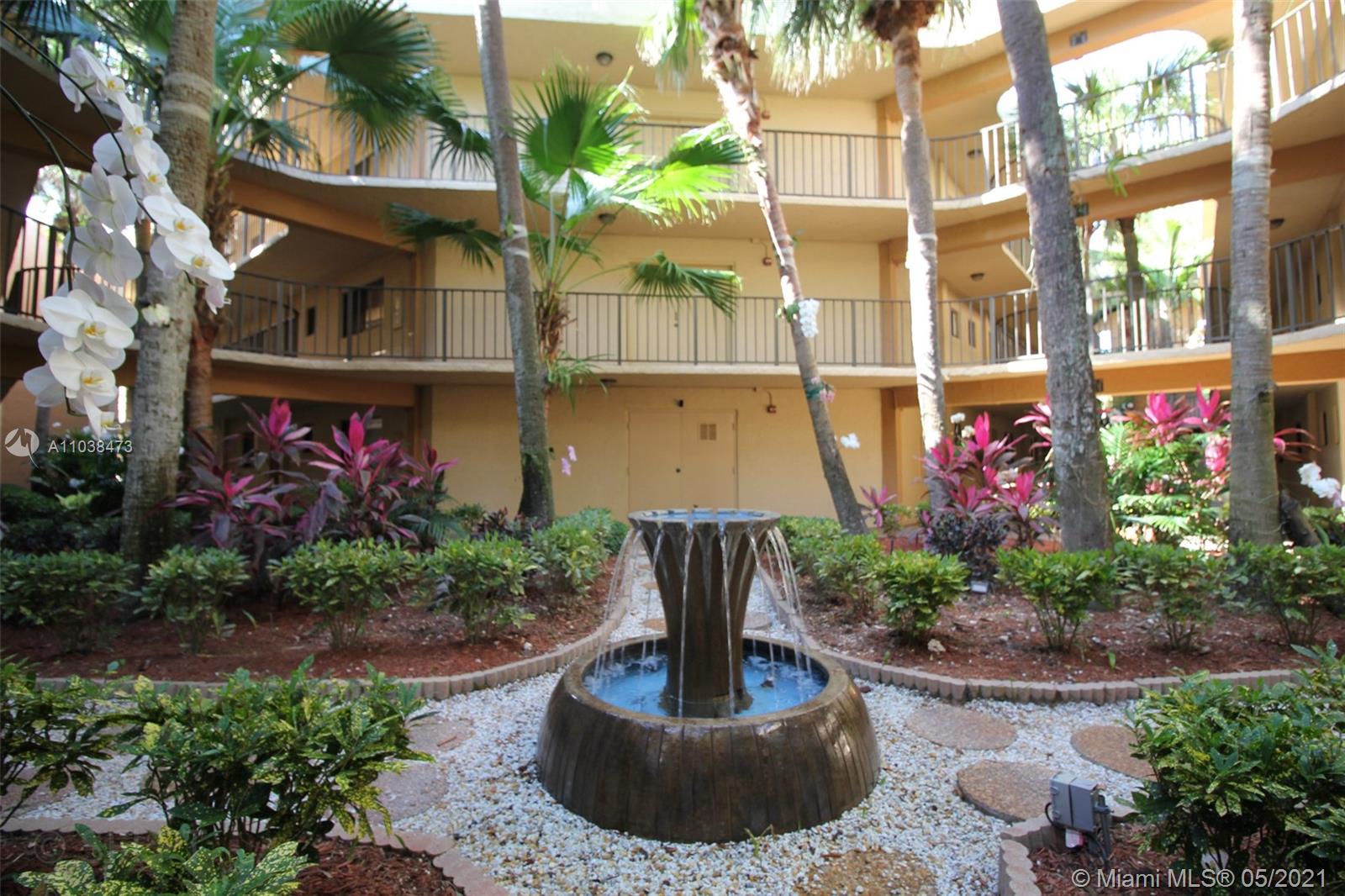 THE HORIZONS CONDO #7 - Residential