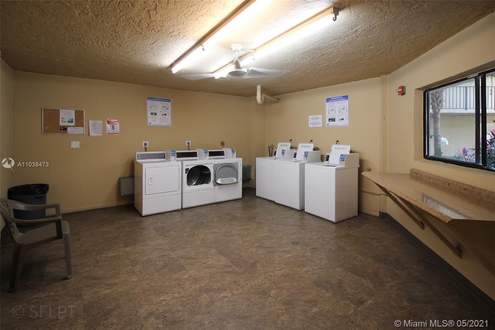 THE HORIZONS CONDO #7 - Residential