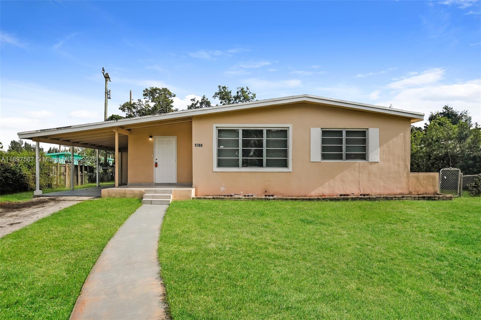 MYRTLE GROVE 1ST ADDN - Residential Lease