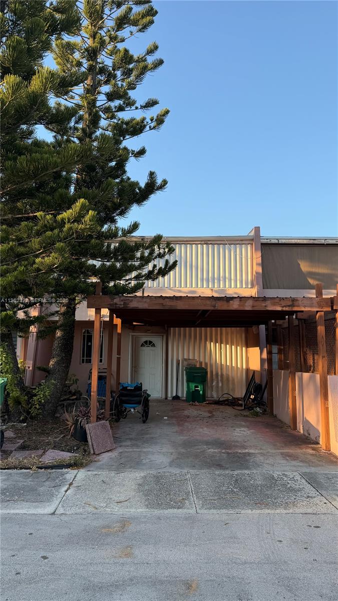 KENDALE LAKES NORTH SEC 7 - Residential