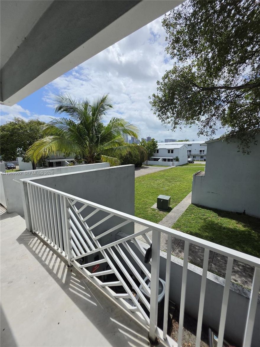 Spacious two-story condominium unit featuring 3 bedrooms, 1 full bathroom, and 1 half bath. Ideally located in Overtown, just steps from Wynwood, with easy access to major highways and only a few blocks from the Medical District. This unit offers great potential for both comfortable living or investment in a rapidly growing area.