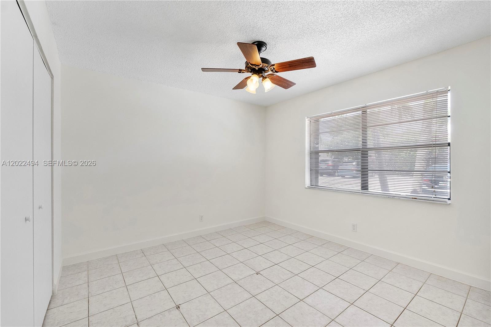Sheridan Oaks Villa - Residential