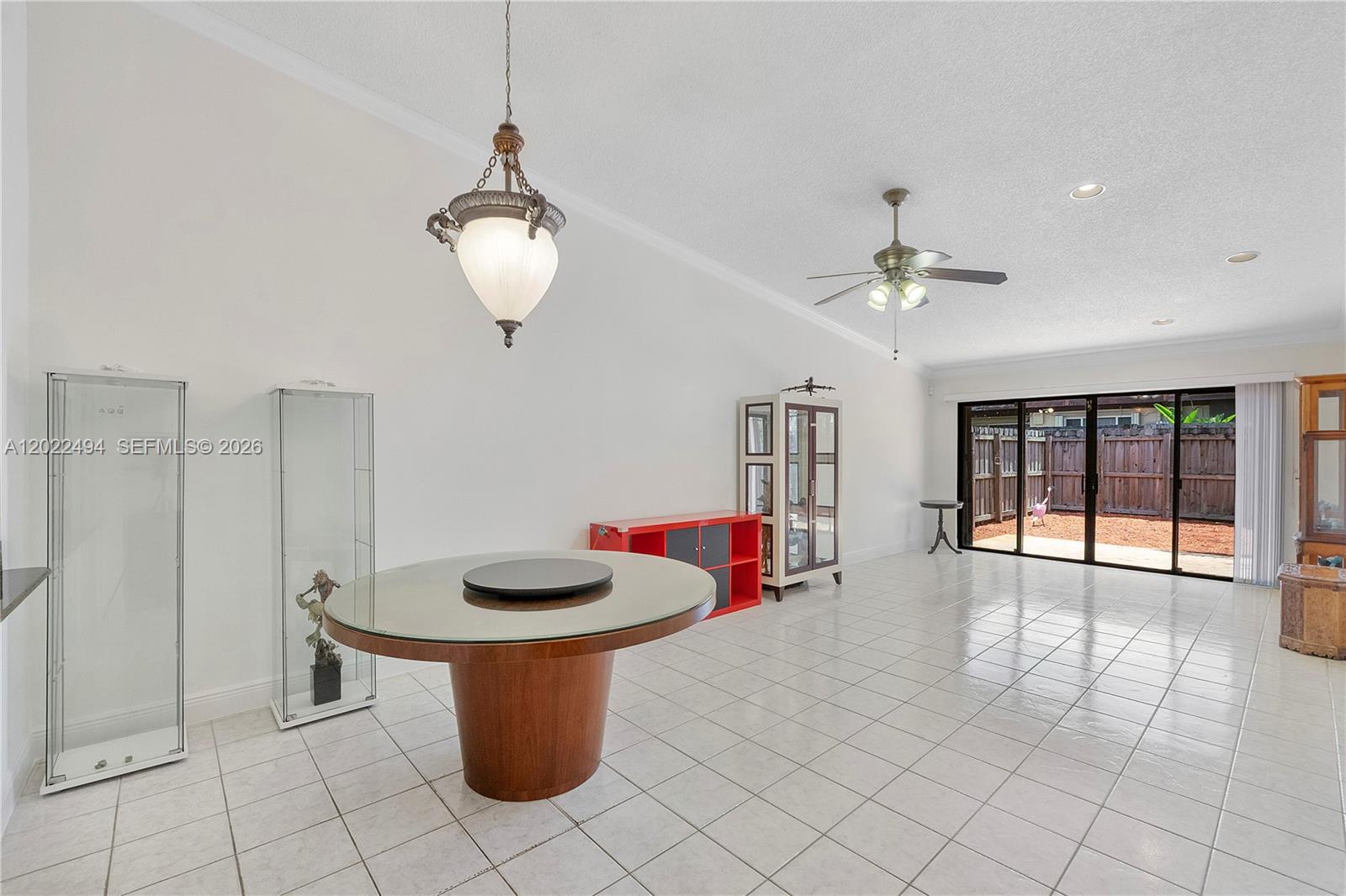 Sheridan Oaks Villa - Residential