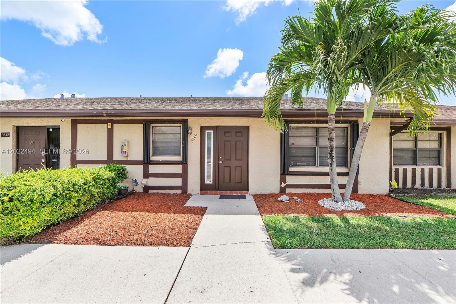 Sheridan Oaks Villa - Residential