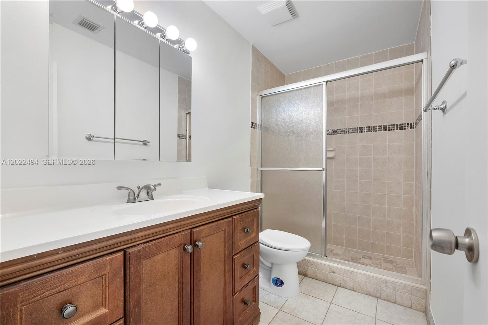 Sheridan Oaks Villa - Residential