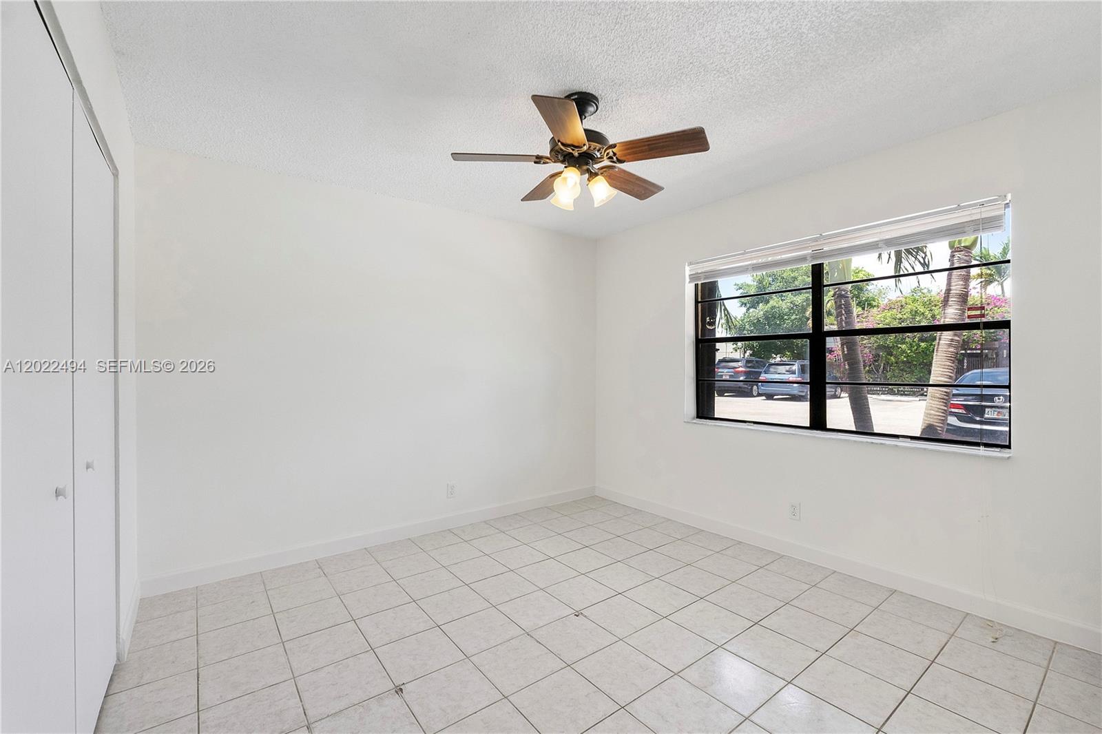 Sheridan Oaks Villa - Residential