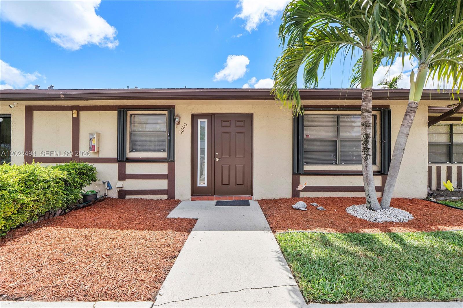 Sheridan Oaks Villa - Residential