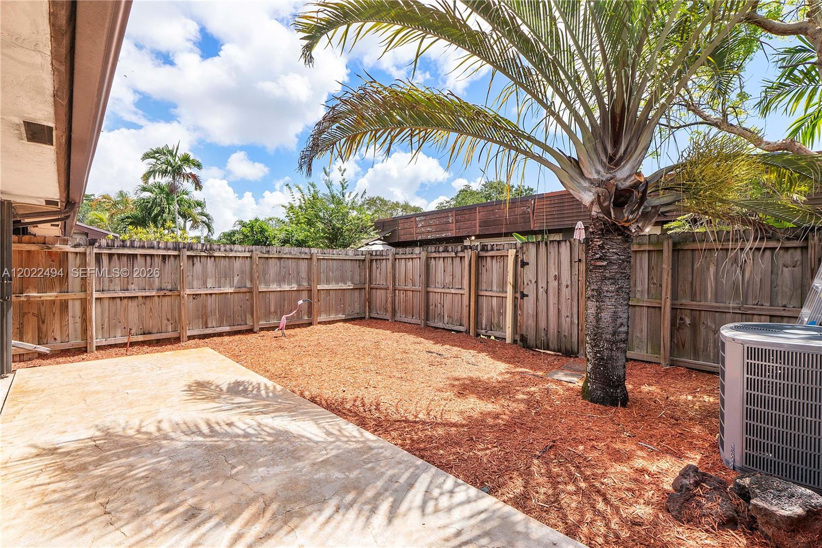 Sheridan Oaks Villa - Residential