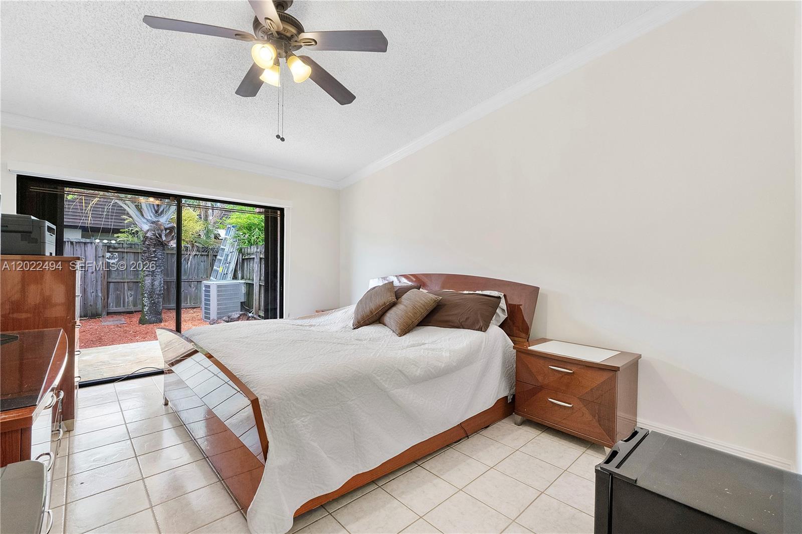 Sheridan Oaks Villa - Residential