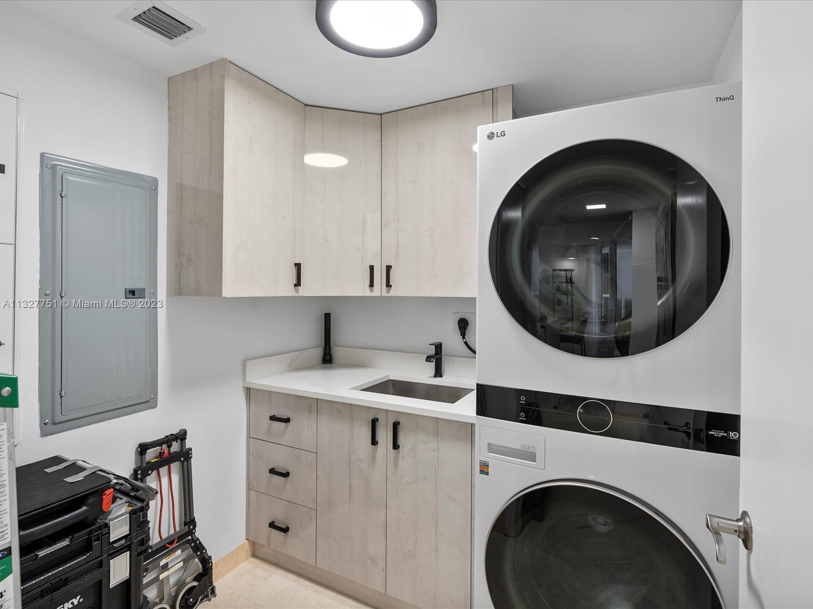 OCEAN FOUR CONDO - Residential