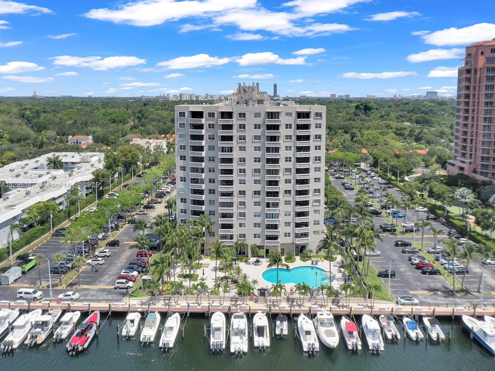 90 Edgewater Dr 114, Coral Gables, Broward County, Florida - 2 Bedrooms  
2 Bathrooms - 