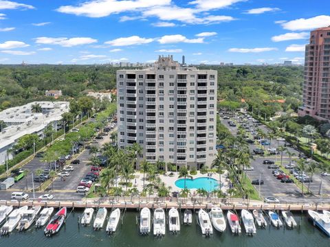 Photo of 90 Edgewater Dr #114, Coral Gables, FL 33133 (MLS # A11386147)