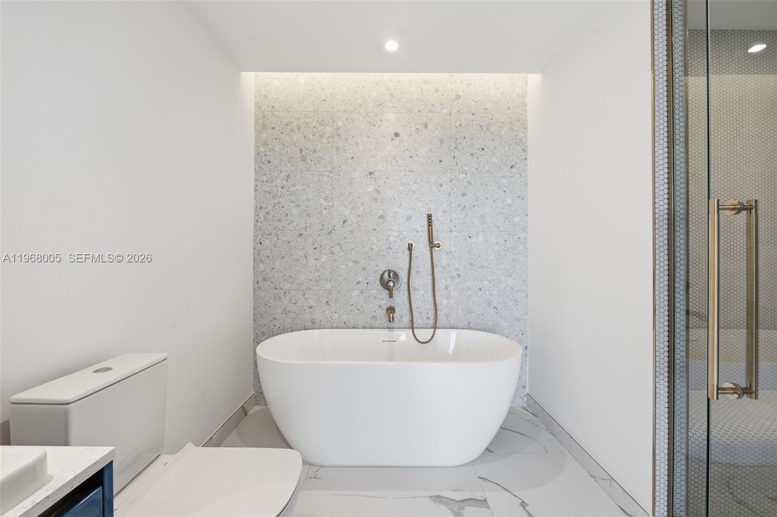 2678 TIGERTAIL CONDO - Residential