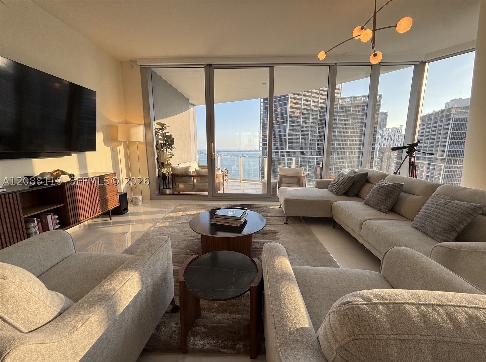 300 Biscayne Boulevard Way 4007W