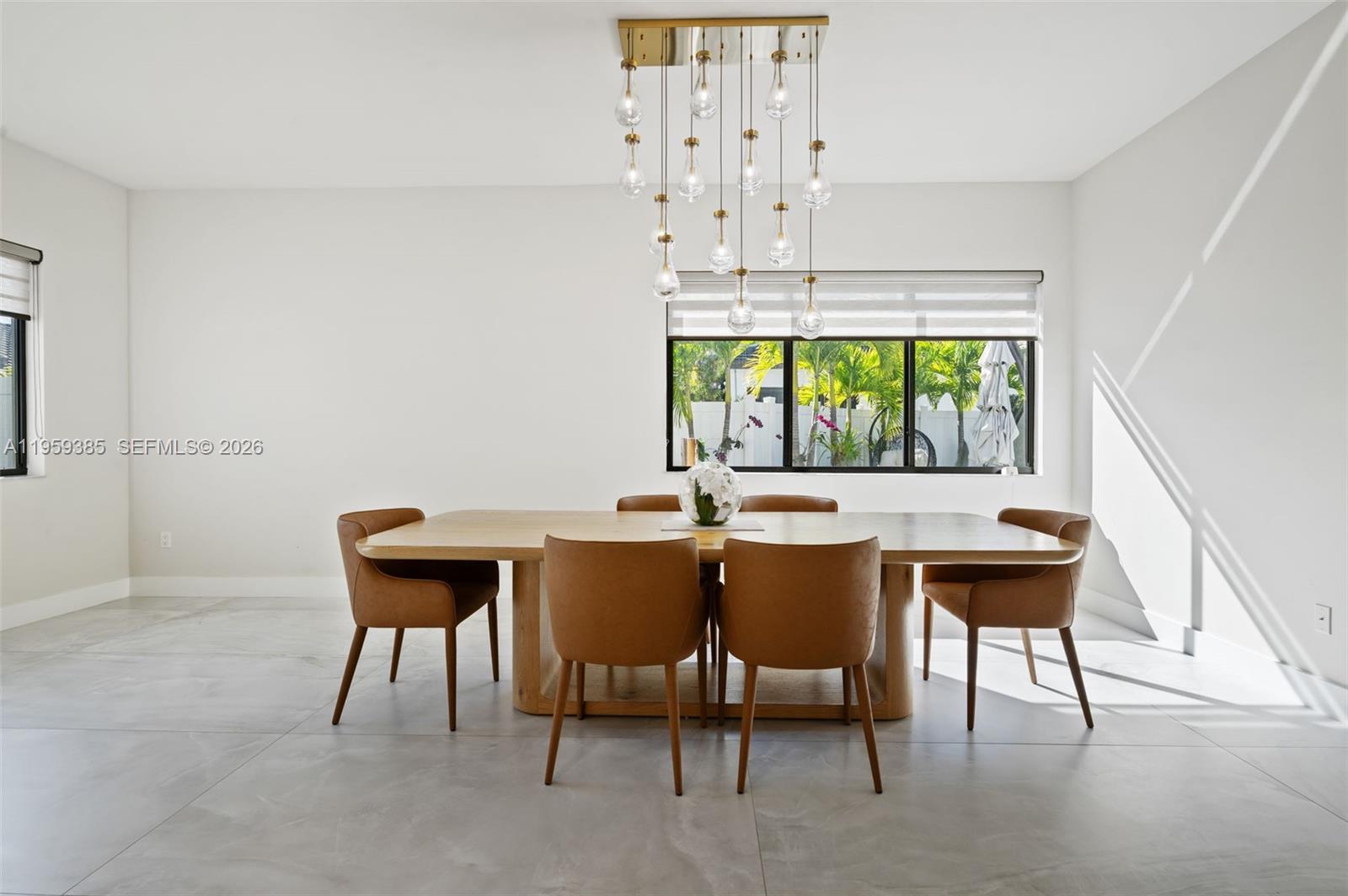 DOWNTOWN DORAL SOUTH PHAS - Residential