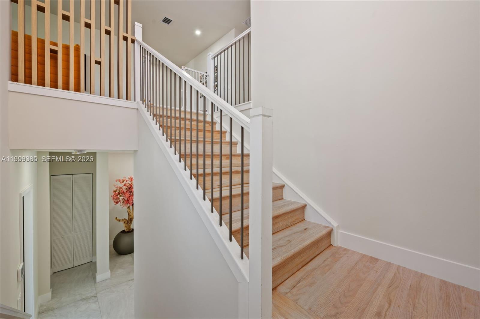 DOWNTOWN DORAL SOUTH PHAS - Residential