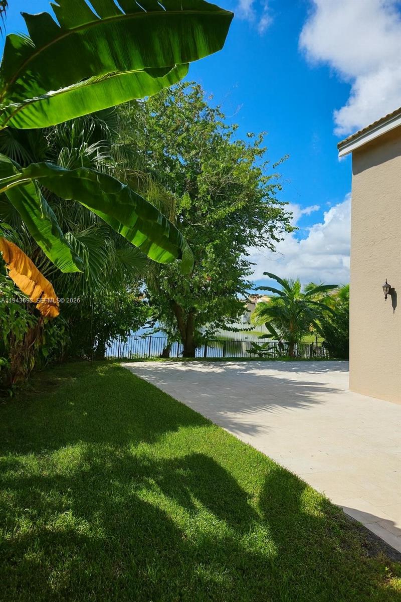 NORTH 29 ASSOC - Residential