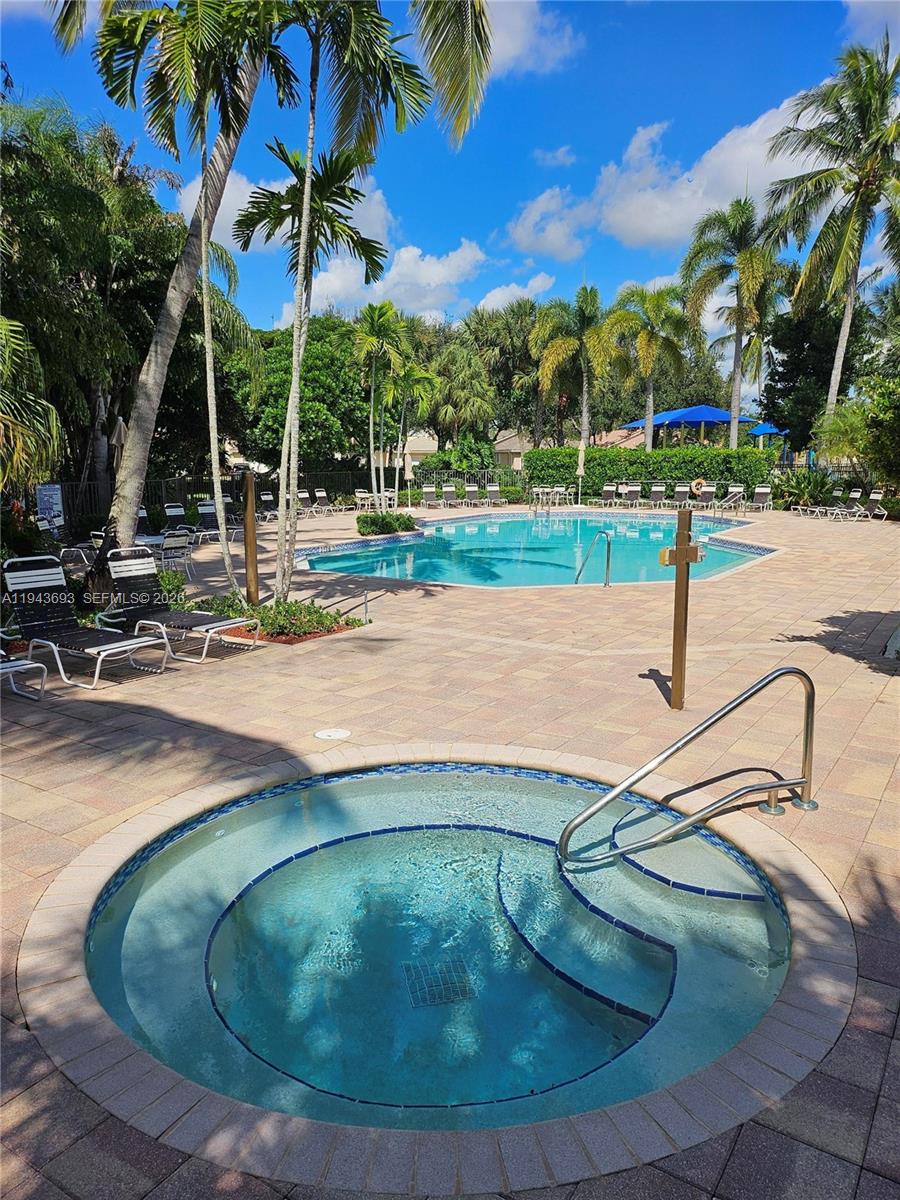 NORTH 29 ASSOC - Residential