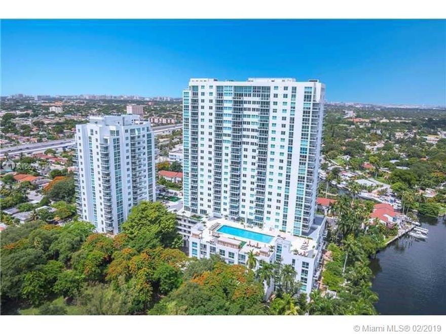 AMAZING 2 BED 2 BATHS FACING THE MIAMI RIVER at Terrazas. UNIT FEATURES PORCELANE FLOORS AND MODERN KITCHEN. AMENITIES INCLUDE BBQ AREA, BUSINESS CENTER, POOL, GYM AND OTHERS. LOCATION IS AMAZING, FEW MINUTES FROM AIRPORT, BRICKELL, MIAMI BEACH WYNWOOD AND OTHERS.