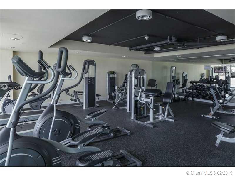 TERRAZAS RIVERPARK VILLAG - Residential Lease