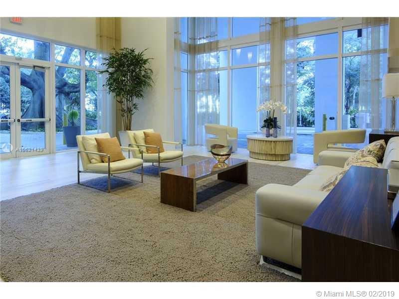 TERRAZAS RIVERPARK VILLAG - Residential Lease